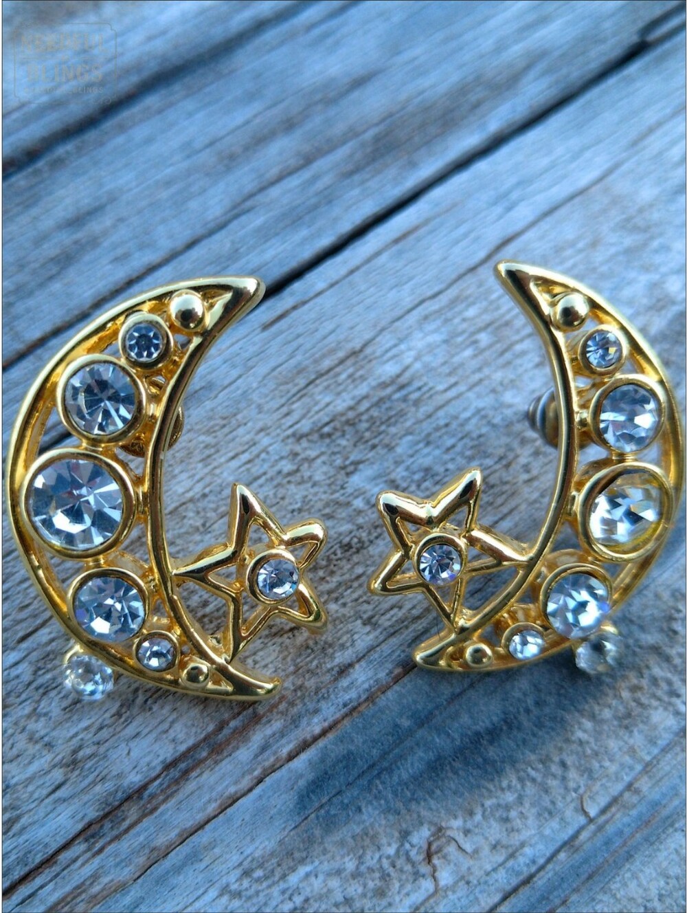 Vintage Crescent Moon & Star Rhinestone Stud Earrings Gold Tone
